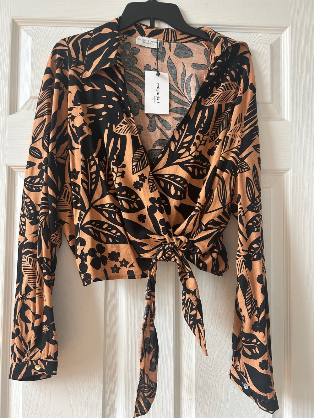Red Jacket Black and Tan Botanical Tie-Front Button Down Shirt